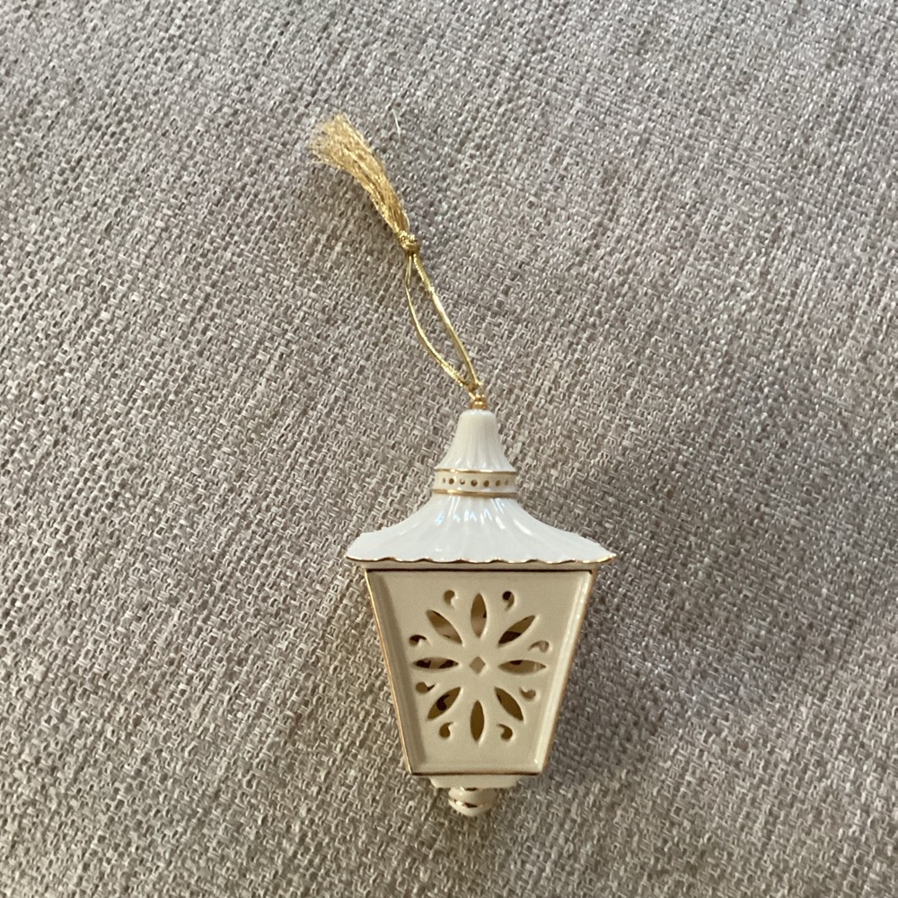 Vintage Lenox 2000 Annual Christmas Ornament Lantern